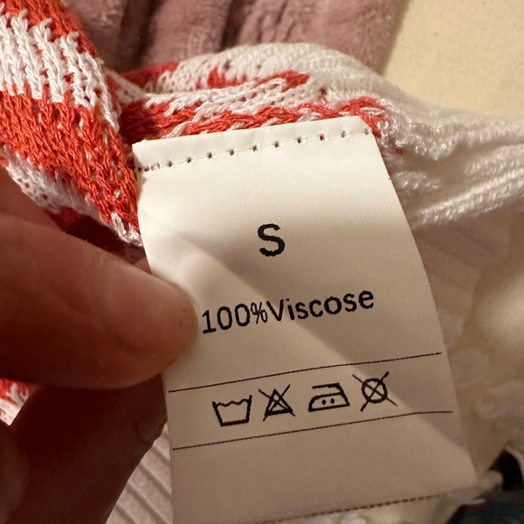 MARZXIN Women Sleeveless Sweater V Neck NWOT - Picture 3 of 3